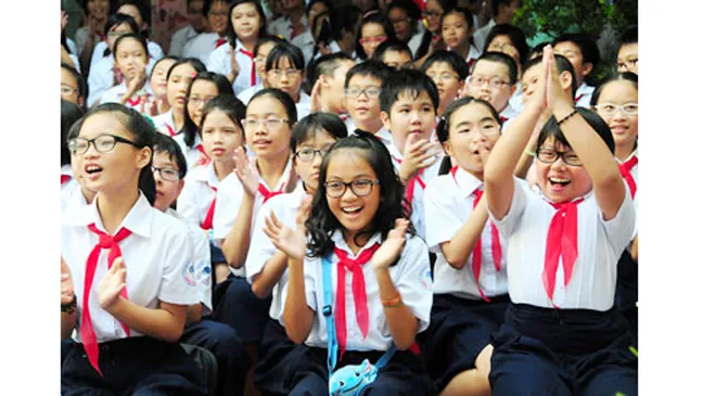 Đến năm 2030, miễn phí giáo dục THCS?