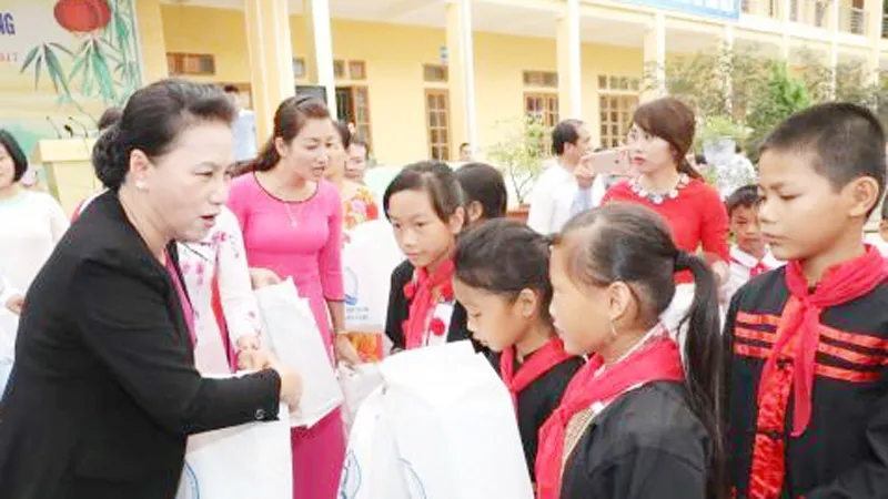 Gần 7.000 trẻ em khó khăn được hỗ trợ dịp Trung thu