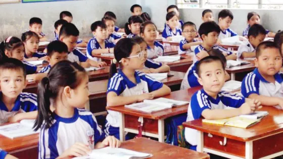 Cần đưa quan điểm tăng lương cho giáo viên vào luật 