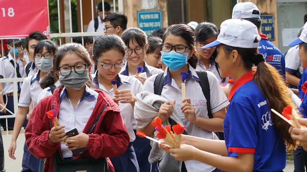 Ngày thi đầu tiên của kỳ thi THPT quốc gia: 44 thí sinh bị đình chỉ thi