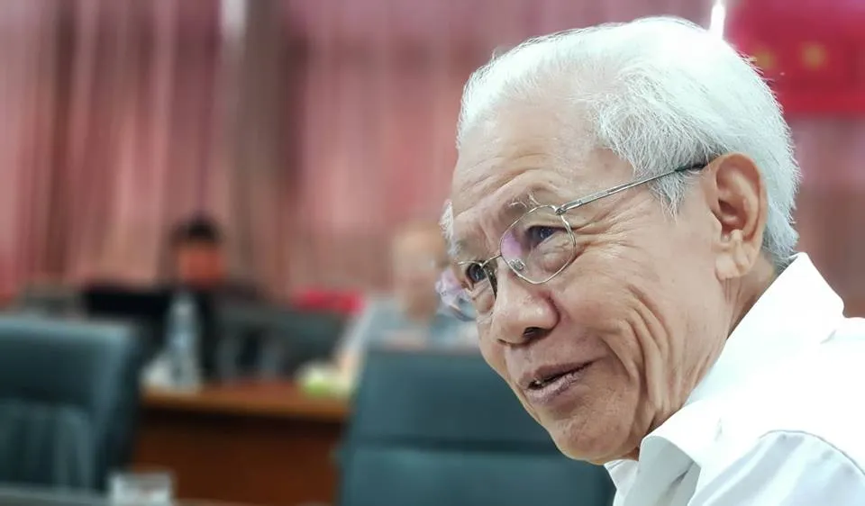 GS Hồ Ngọc Đại tại tọa đàm ngày 8-9