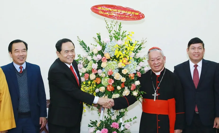 Chúc mừng Hồng y Nguyễn Văn Nhơn, Tổng Giám mục Tổng Giáo phận Hà Nội