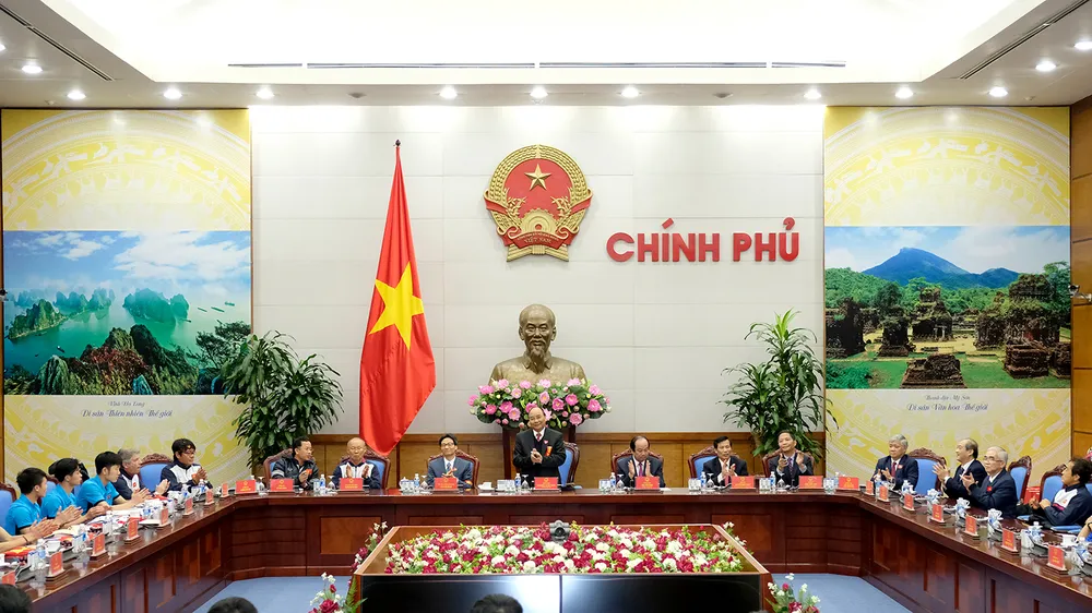 Trong năm 2018, Thủ tướng nhiều lần gặp mặt chúc mừng Đội tuyển