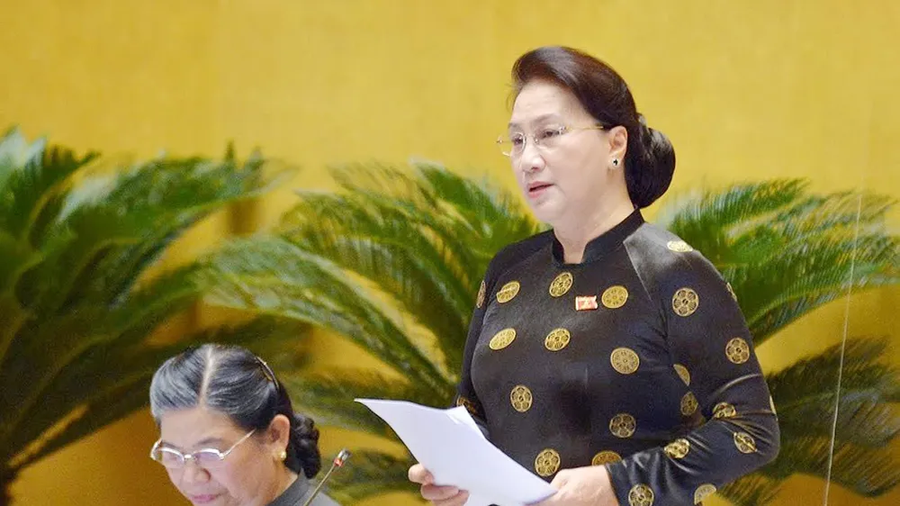 Chủ tịch Quốc hội Nguyễn Thị Kim Ngân kết luận phiên chất vấn. Ảnh: VIẾT CHUNG