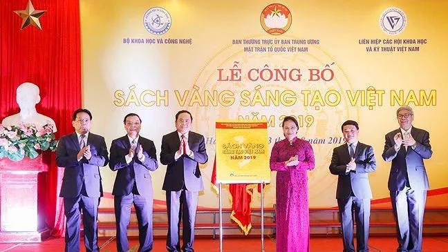 Vinh danh 74 công trình “Sách vàng Sáng tạo Việt Nam” năm 2019 ​