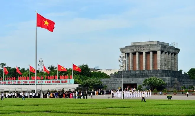 Thi hài Chủ tịch Hồ Chí Minh sau 50 năm đang được giữ gìn rất tốt ​