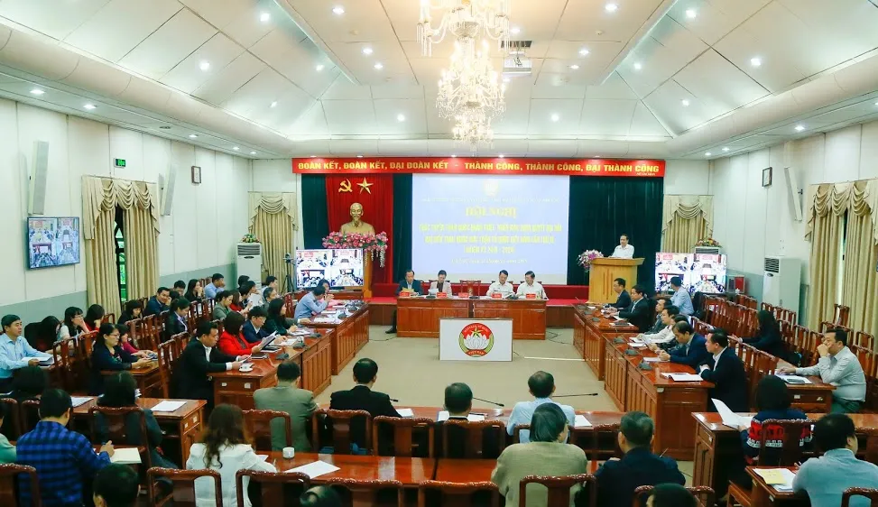 Hội nghị ngày 21-11