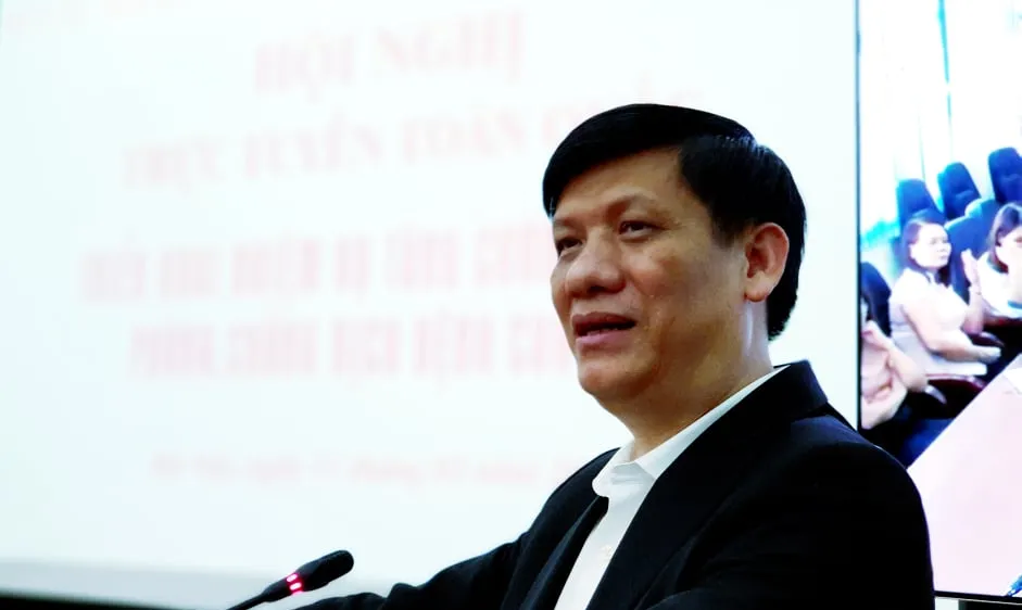 Thứ trưởng Bộ Y tế Nguyễn Thanh Long