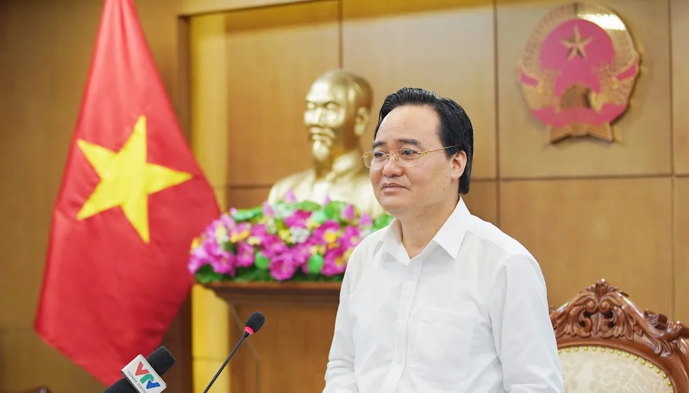 Bộ trưởng Bộ GD-ĐT: Học bạ rất “long lanh” nhưng chưa chắc chất lượng đã cao