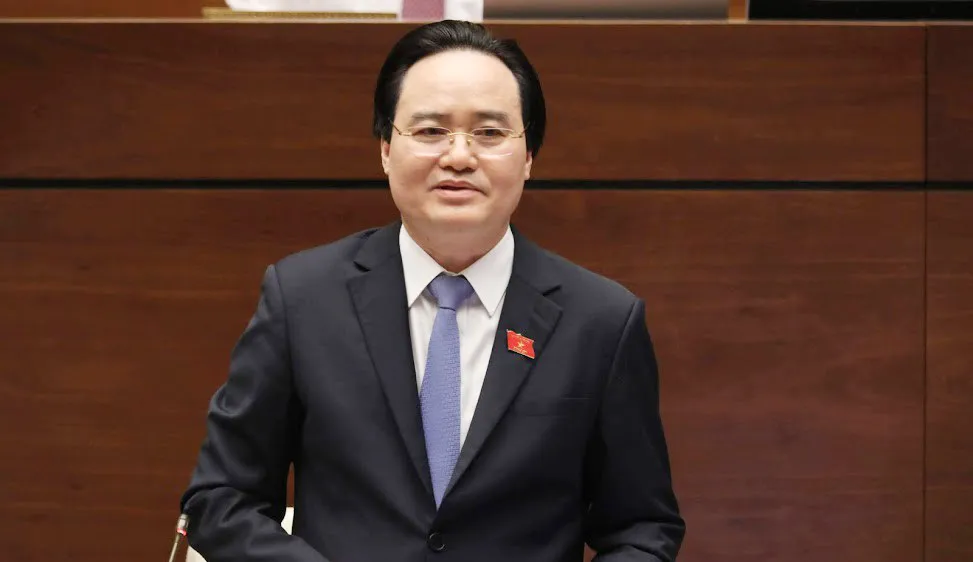 Bộ trưởng Bộ GD-ĐT Phùng Xuân Nhạ 