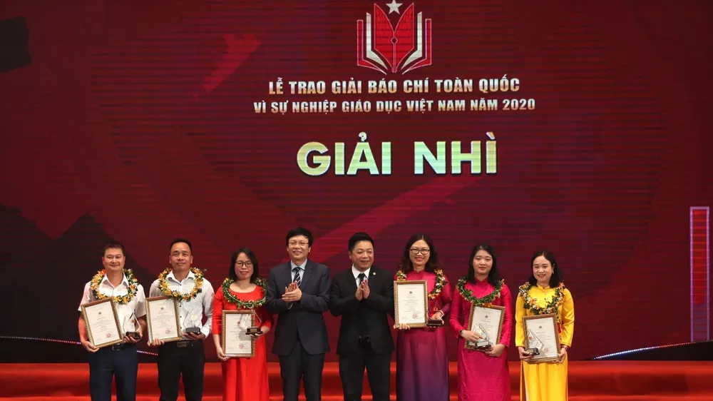 Trao Giải báo chí toàn quốc “Vì sự nghiệp Giáo dục Việt Nam” 2020