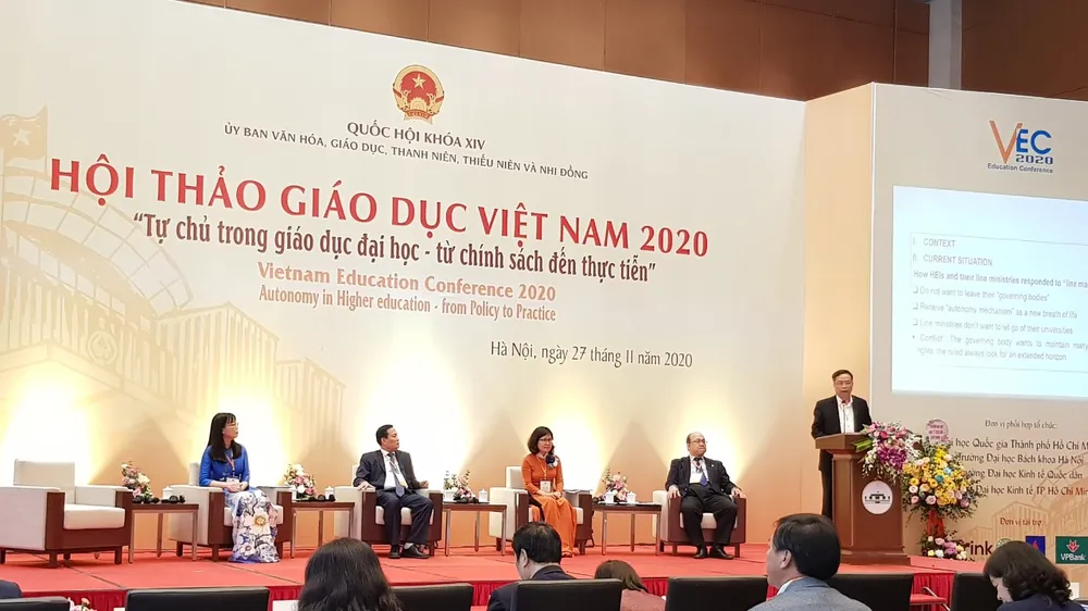 Tự chủ đại học: 4 vấn đề cần làm rõ