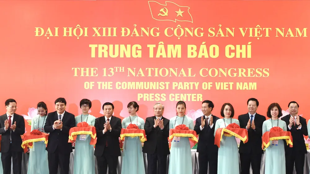  Khai trương Trung tâm báo chí Đại hội XIII của Đảng ​
