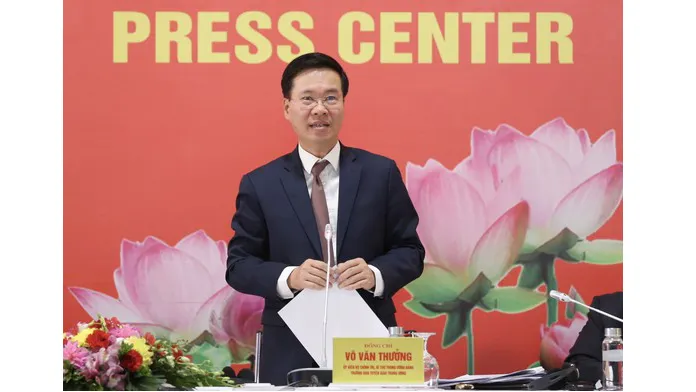 Đại hội XIII xác định tầm nhìn xa hơn đến giữa thế kỷ XXI, phấn đấu đưa nước ta trở thành nước phát triển, theo định hướng xã hội chủ nghĩa