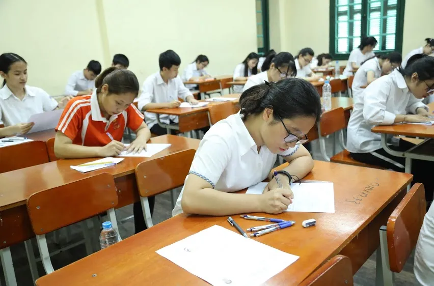Hiện nhiều học sinh khối lớp 12 khá lo lắng. Ảnh: QUANG PHÚC