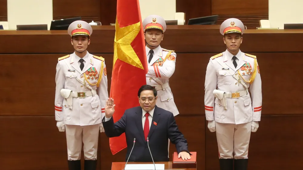 Thủ tướng Chính phủ Phạm Minh Chính tuyên thệ. Ảnh: VIẾT CHUNG