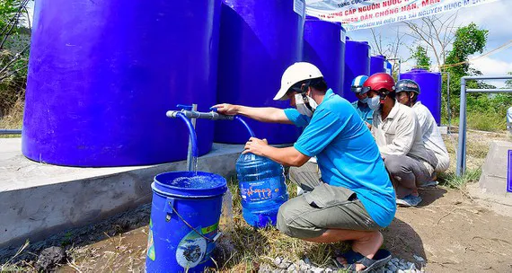 Chính phủ yêu cầu sớm điều chỉnh giảm giá nước sạch sinh hoạt cho người dân bị ảnh hưởng bởi dịch 