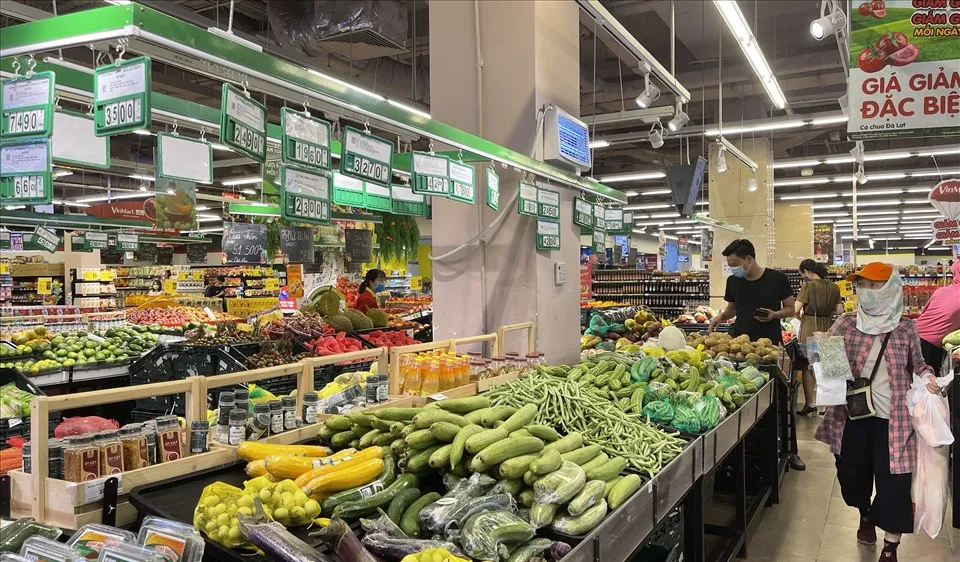 Một số siêu thị ở Hà Nội đang phải đóng cửa vì có nhân viên là F0