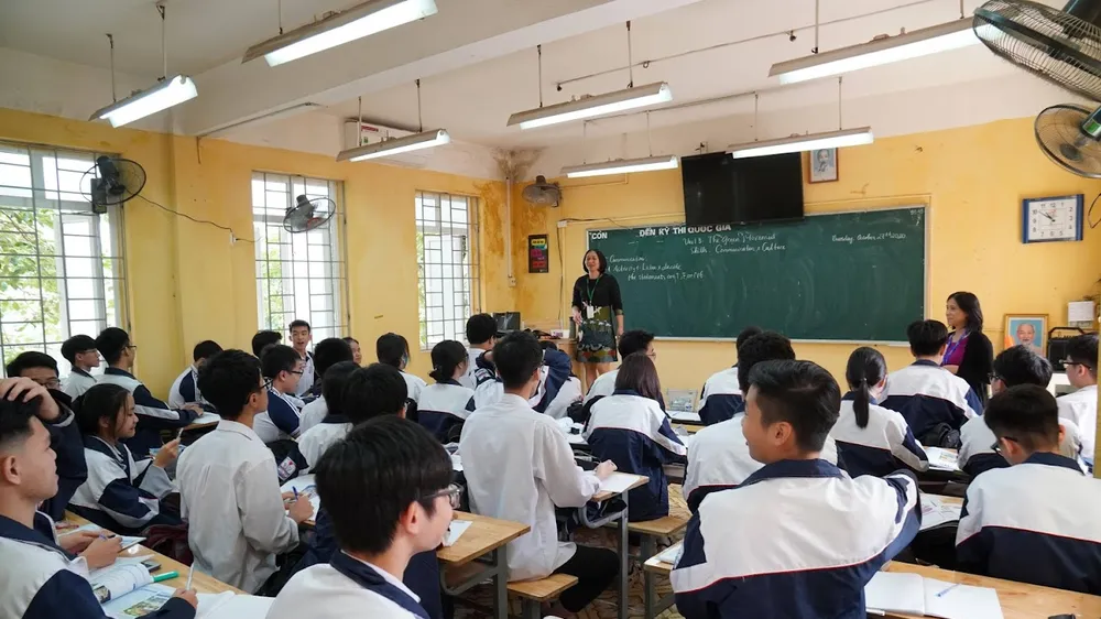 Bộ GD-ĐT lưu ý, ưu tiên dạy học trực tuyến đối với các nội dung mang tính lý thuyết. Ảnh: VIẾT CHUNG