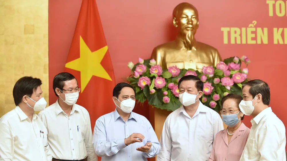 Thủ tướng chủ trì hội nghị toàn quốc tổng kết năm học 2020-2021 và triển khai nhiệm vụ năm học 2021-2022. Ảnh: VIẾT CHUNG