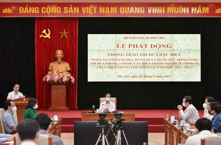 Lễ phát động phong trào thi đua đặc biệt “Toàn ngành Giáo dục đoàn kết, chung sức, đồng lòng thi đua phòng, chống và chiến thắng đại dịch Covid-19"