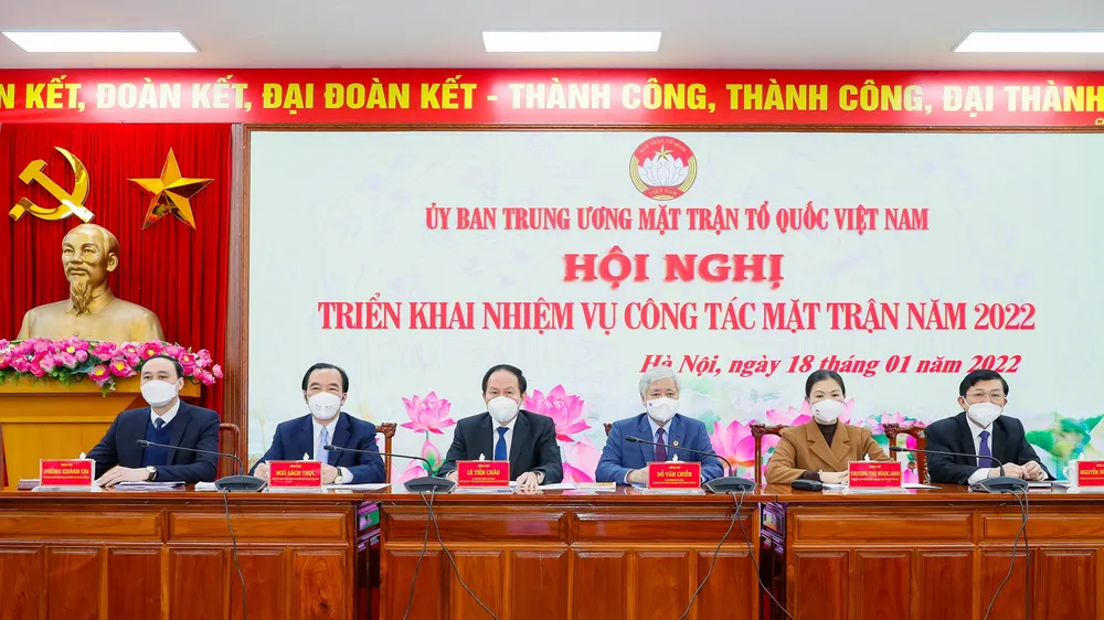 Quang cảnh Hội nghị triển khai nhiệm vụ công tác mặt trận năm 2022, ngày 18-1