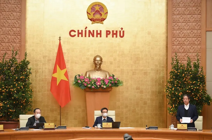 Bộ trưởng Bộ GD-ĐT Nguyễn Kim Sơn báo cáo tại cuộc họp