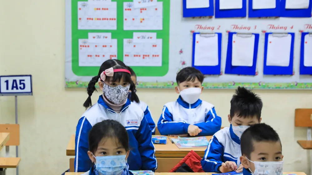 Phó Thủ tướng Vũ Đức Đam yêu cầu thực hiện thống nhất trên toàn quốc về hướng dẫn học bán trú. Ảnh: VIẾT CHUNG