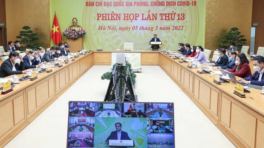 Tập trung giảm số ca chuyển nặng, giảm ca tử vong, không để quá tải hệ thống y tế