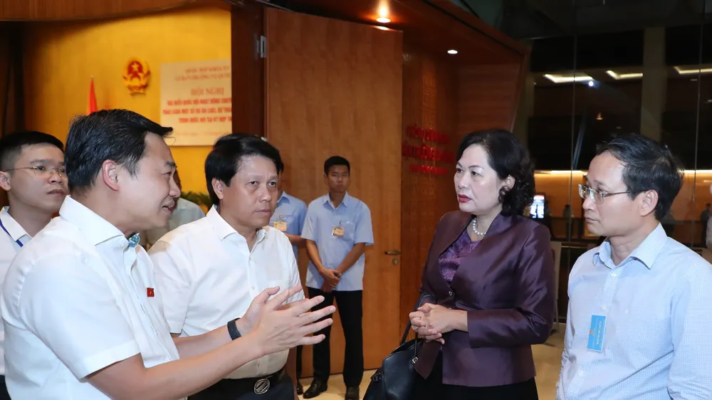 Hội nghị ĐBQH chuyên trách chiều 7-9: Ảnh: QUANG PHÚC