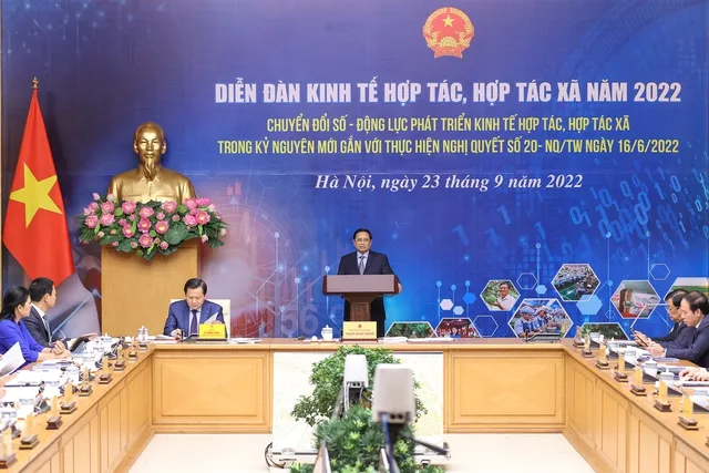Thủ tướng chủ trì diễn đàn “Chuyển đổi số - động lực phát triển kinh tế hợp tác, HTX trong kỷ nguyên mới”. ẢNH: VIẾT CHUNG