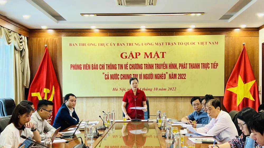 Họp báo chương trình “cả nước chung tay vì người nghèo” năm 2022