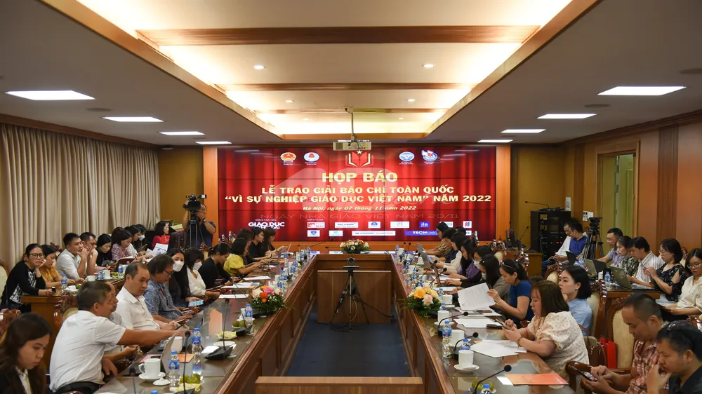 Họp báo về Giải báo chí toàn quốc “Vì sự nghiệp giáo dục Việt Nam” năm 2022