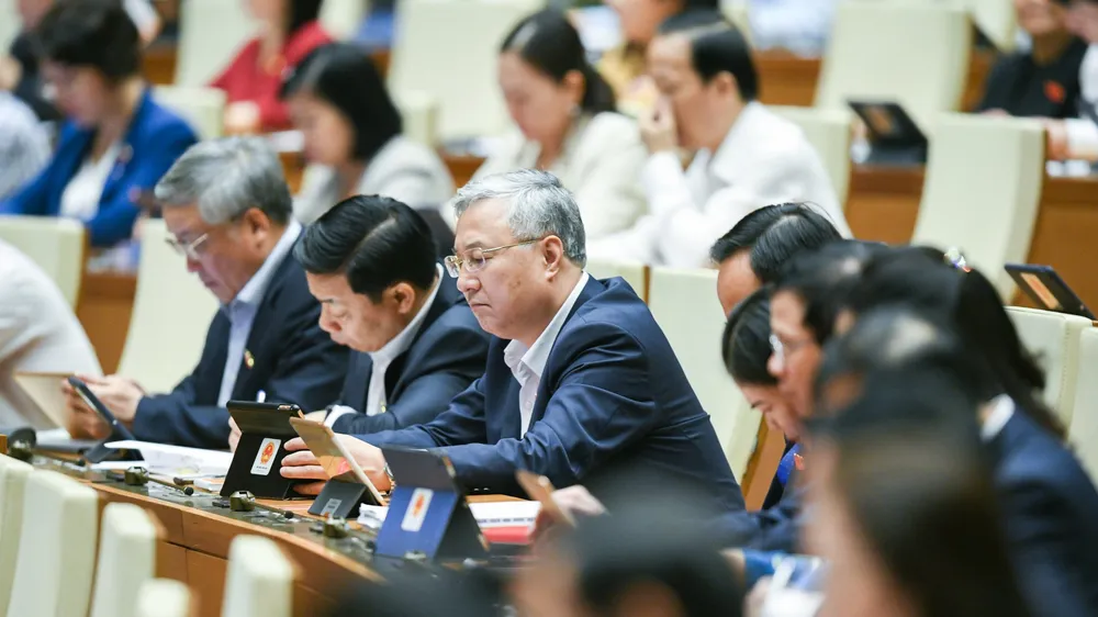ĐBQH dự phiên thảo luận chiều 14-11. Ảnh: VIẾT CHUNG