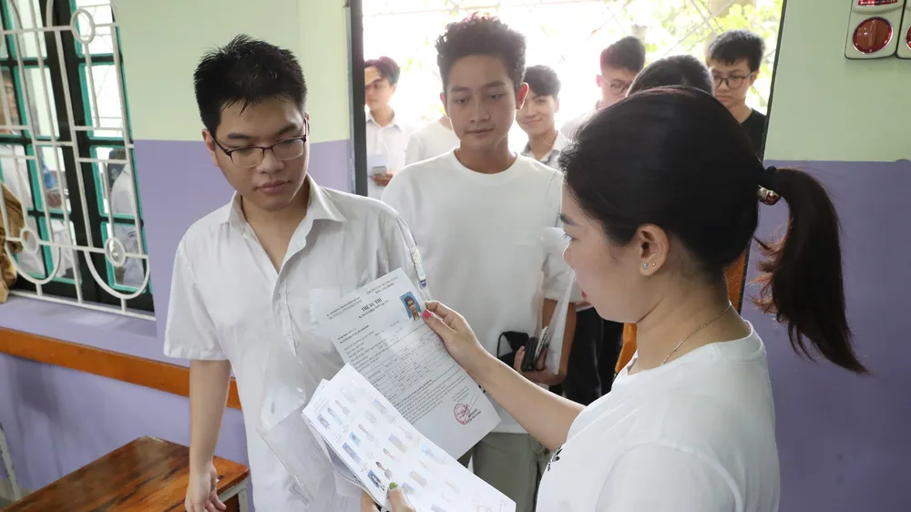 Thí sinh dự thi tốt nghiệp THPT 2023. Ảnh: QUANG PHÚC