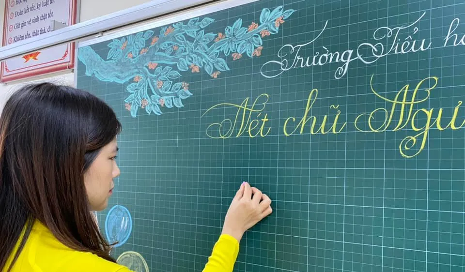 Ảnh minh họa: Nhiều giáo viên "khổ sở" vì việc thi thăng hạng