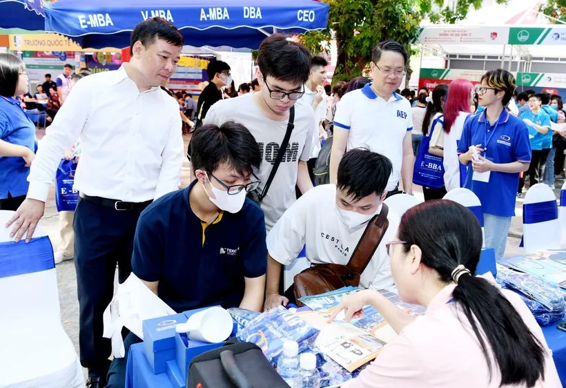 Công bố điểm chuẩn: Đại học Bách khoa Hà Nội điểm chuẩn cao nhất 29,42 điểm