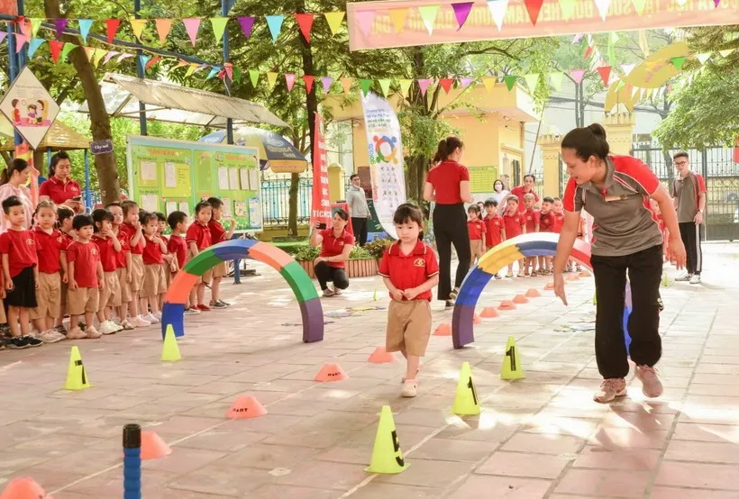 Hà Nội phải xây thêm nhiều trường học mới để đáp ứng số học sinh tăng mỗi năm