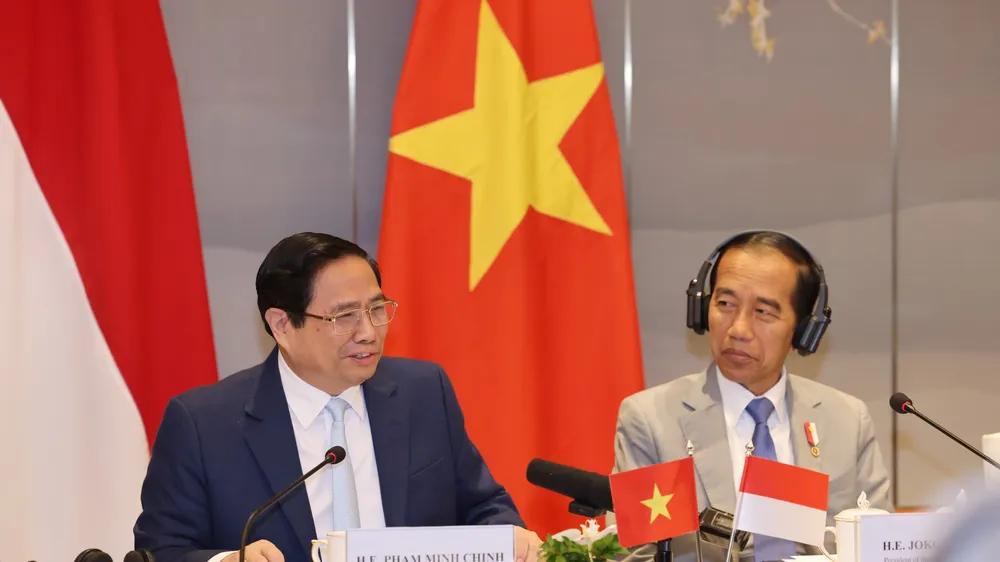 Thủ tướng Phạm Minh Chính và Tổng thống Joko Widodo đồng chủ trì đối thoại doanh nghiệp cấp cao Việt Nam-Indonesia. Ảnh: QUANG PHÚC