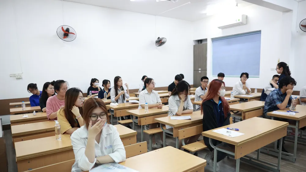 Bộ GD-ĐT cam kết bảo đảm quyền lợi học sinh chưa đỗ tốt nghiệp THPT 2024