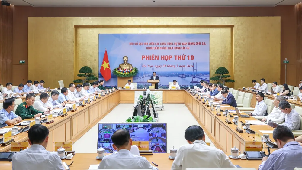 Thủ tướng chủ trì họp ban chỉ đạo các công trình, dự án quan trọng quốc gia, trọng điểm. Ảnh: VIẾT CHUNG