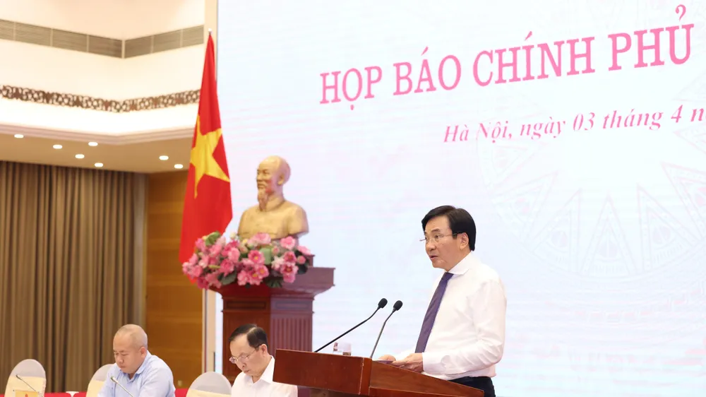 Họp báo Chính phủ chiều 3-4. Ảnh: QUANG PHÚC