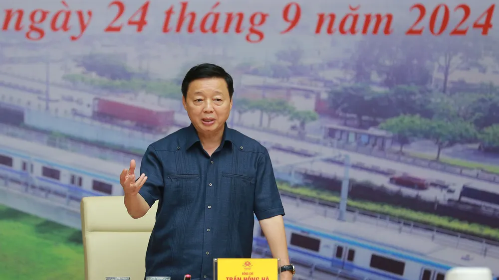 Phó Thủ tướng Trần Hồng Hà đề nghị khẩn trương hoàn thiện hai đề án phát triển đường sắt đô thị tại Hà Nội, TPHCM