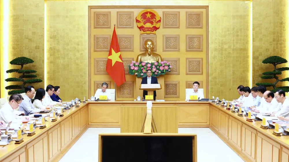 Thủ tướng Phạm Minh Chính chủ trì và phát biểu tại phiên họp của Ủy ban quốc gia đổi mới GD-ĐT giai đoạn 2023-2026. Ảnh: VIẾT CHUNG