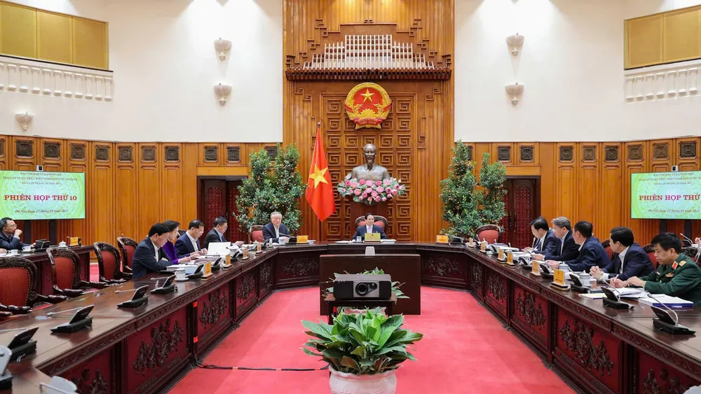 Thủ tướng Phạm Minh Chính chủ trì và phát biểu tại phiên họp thứ 10 Ban Chỉ đạo tinh gọn bộ máy của Chính phủ, chiều 13-1. Ảnh: VIẾT CHUNG