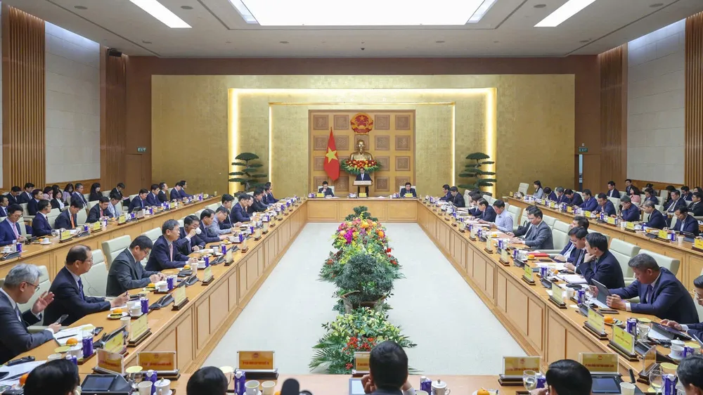 Thủ tướng Phạm Minh Chính phát biểu tại cuộc tọa đàm với các doanh nghiệp Hàn Quốc, sáng 4-3. Ảnh: VIẾT CHUNG 