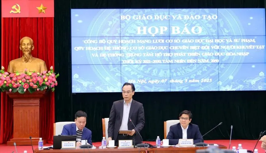 Bộ GD-ĐT họp báo chiều 7-3