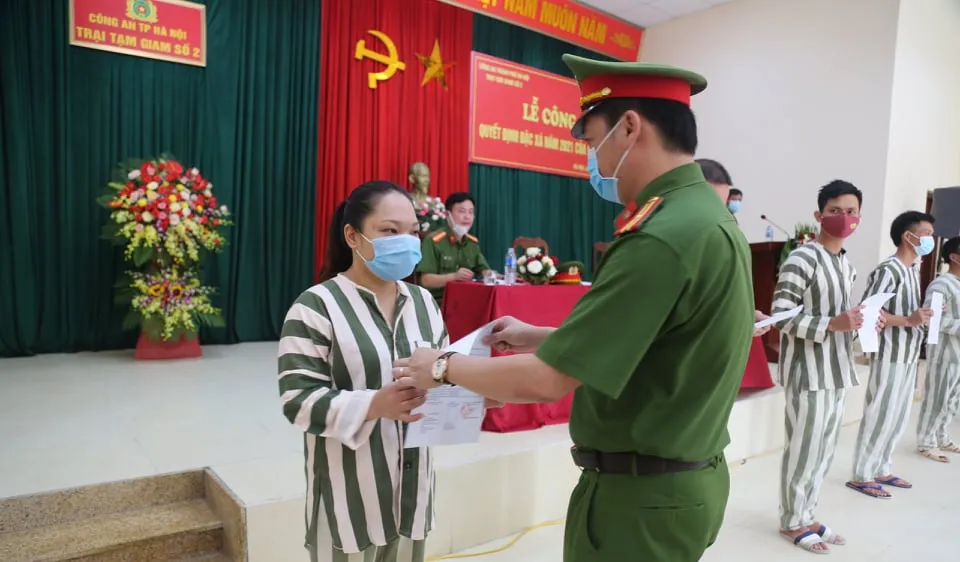 Thủ tướng yêu cầu thực hiện tốt công tác quản lý, giáo dục và giúp đỡ người được đặc xá