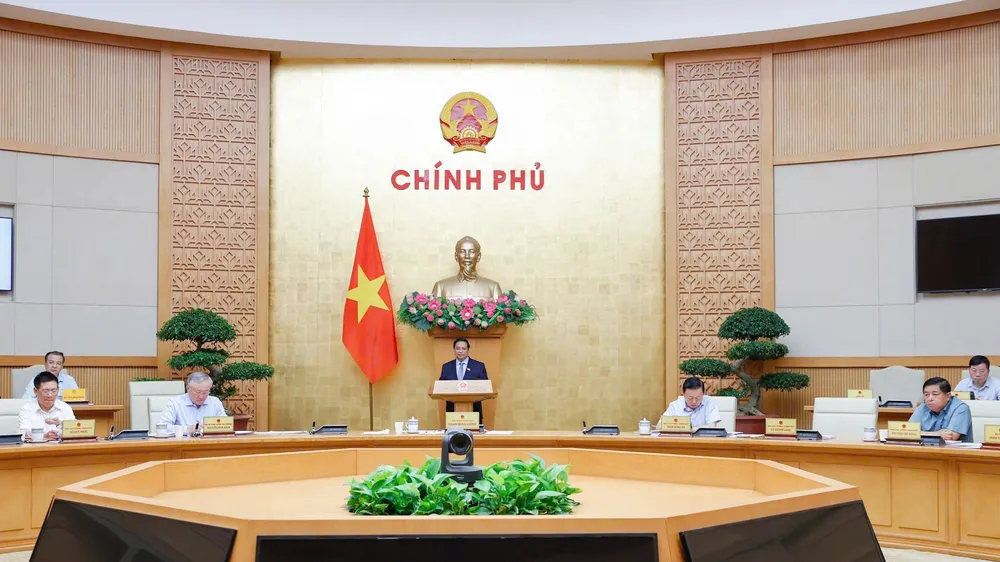 Phiên họp Chính phủ thường kỳ tháng 4. Ảnh: VIẾT CHUNG