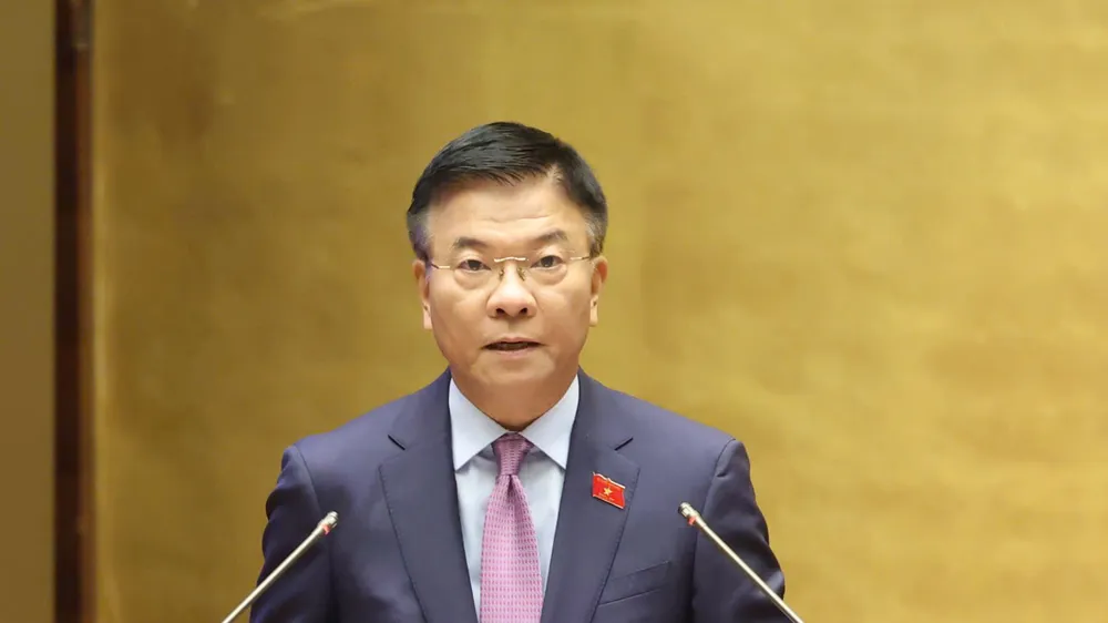 Phó Thủ tướng Lê Thành Long trình bày tờ trình dự án Luật Khoa học, công nghệ và đổi mới sáng tạo, sáng 6-5. Ảnh: QUANG PHÚC